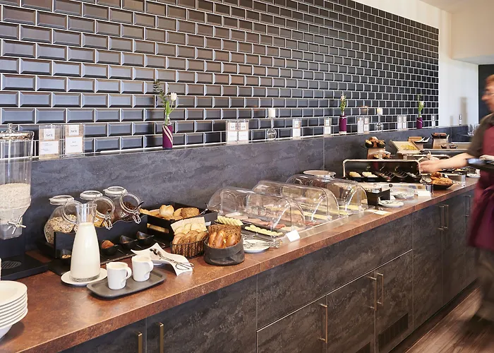 Fuenf10 فندق Netphen